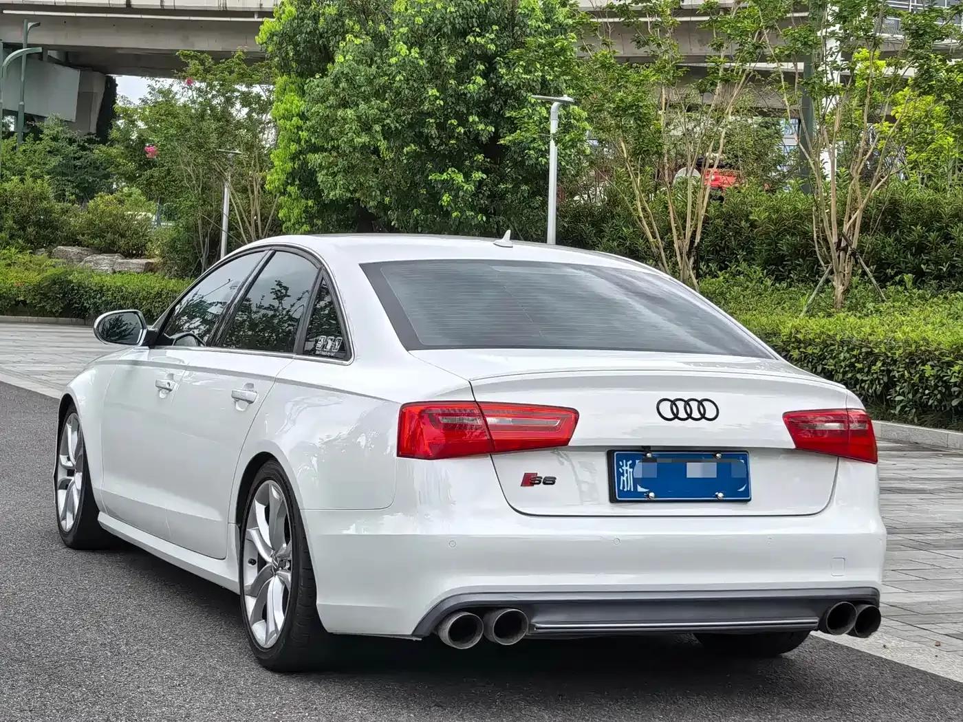 2013 Audi S6 4.0TFSI — миниатюра 4