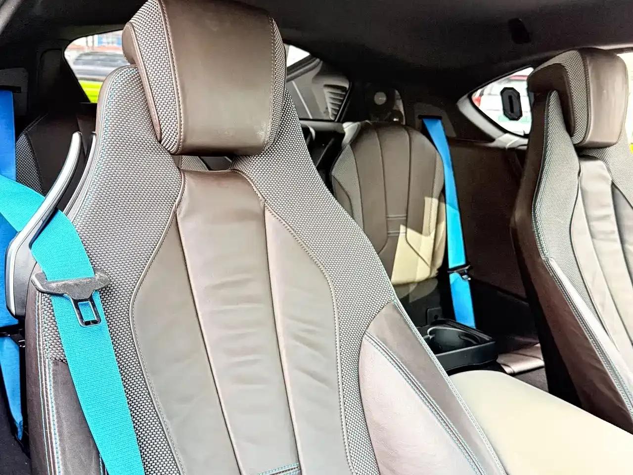 BMW i8 2014 Standard Edition — миниатюра 11