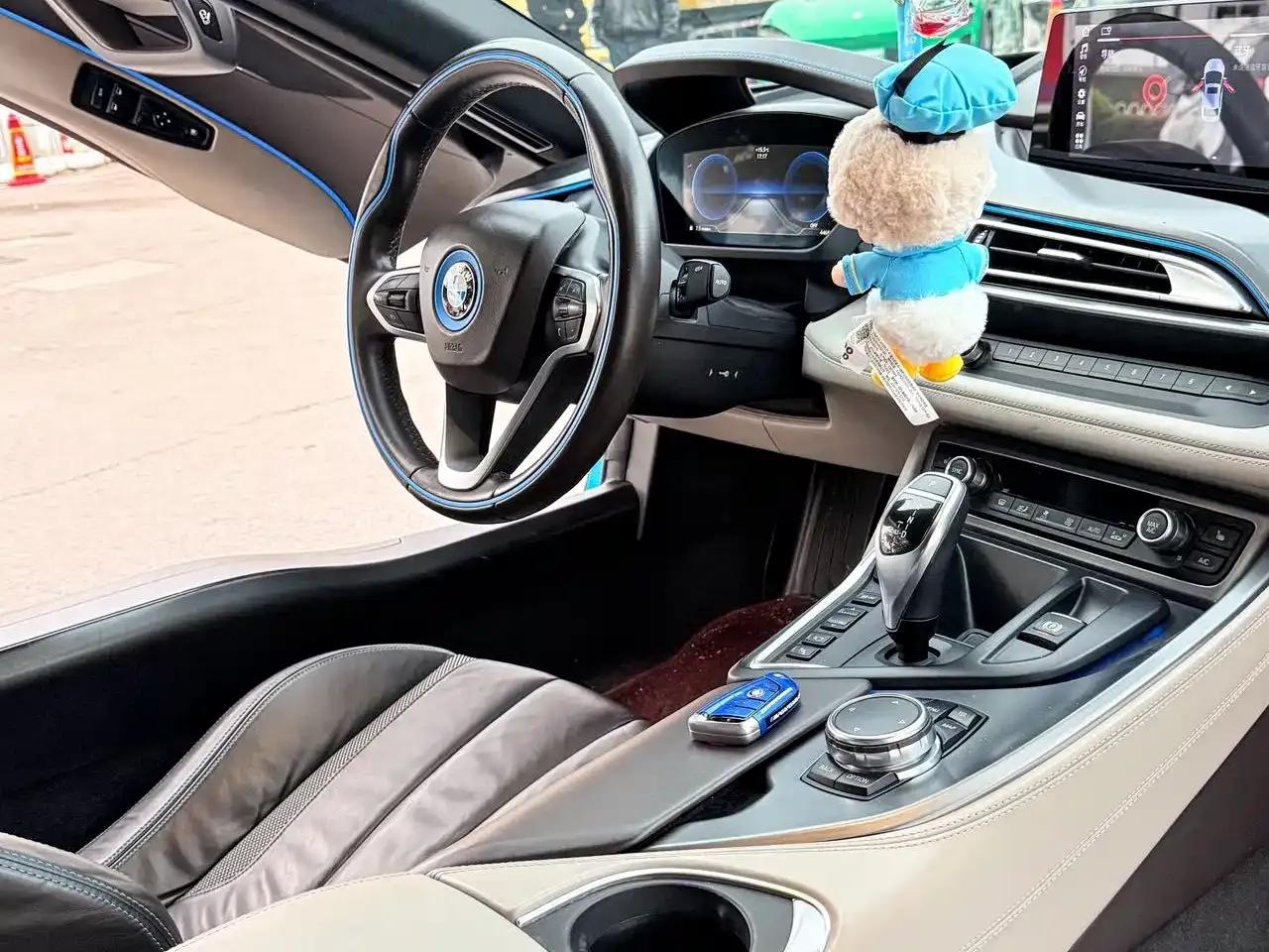 BMW i8 2014 Standard Edition — миниатюра 10