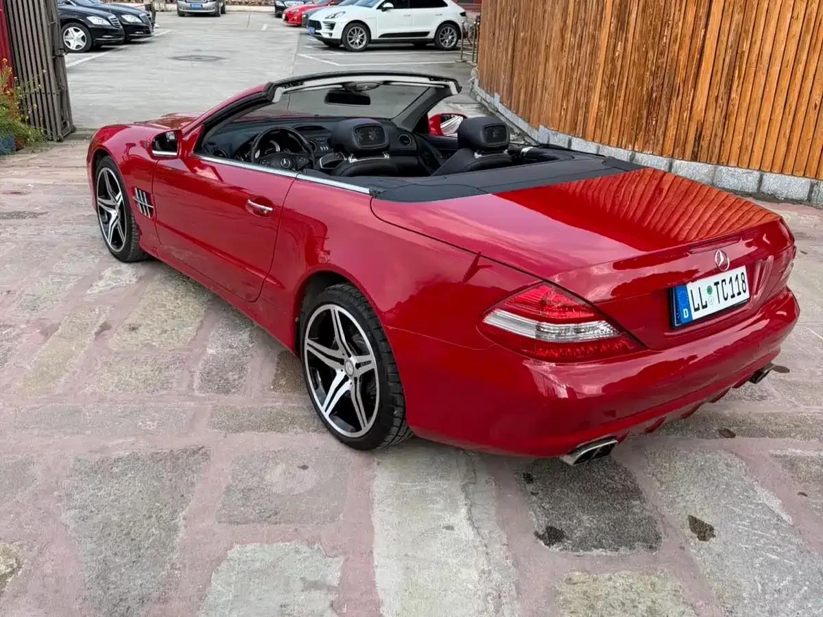 Mercedes-Benz SL-Class 2011 SL 350 Grand Edition — миниатюра 13