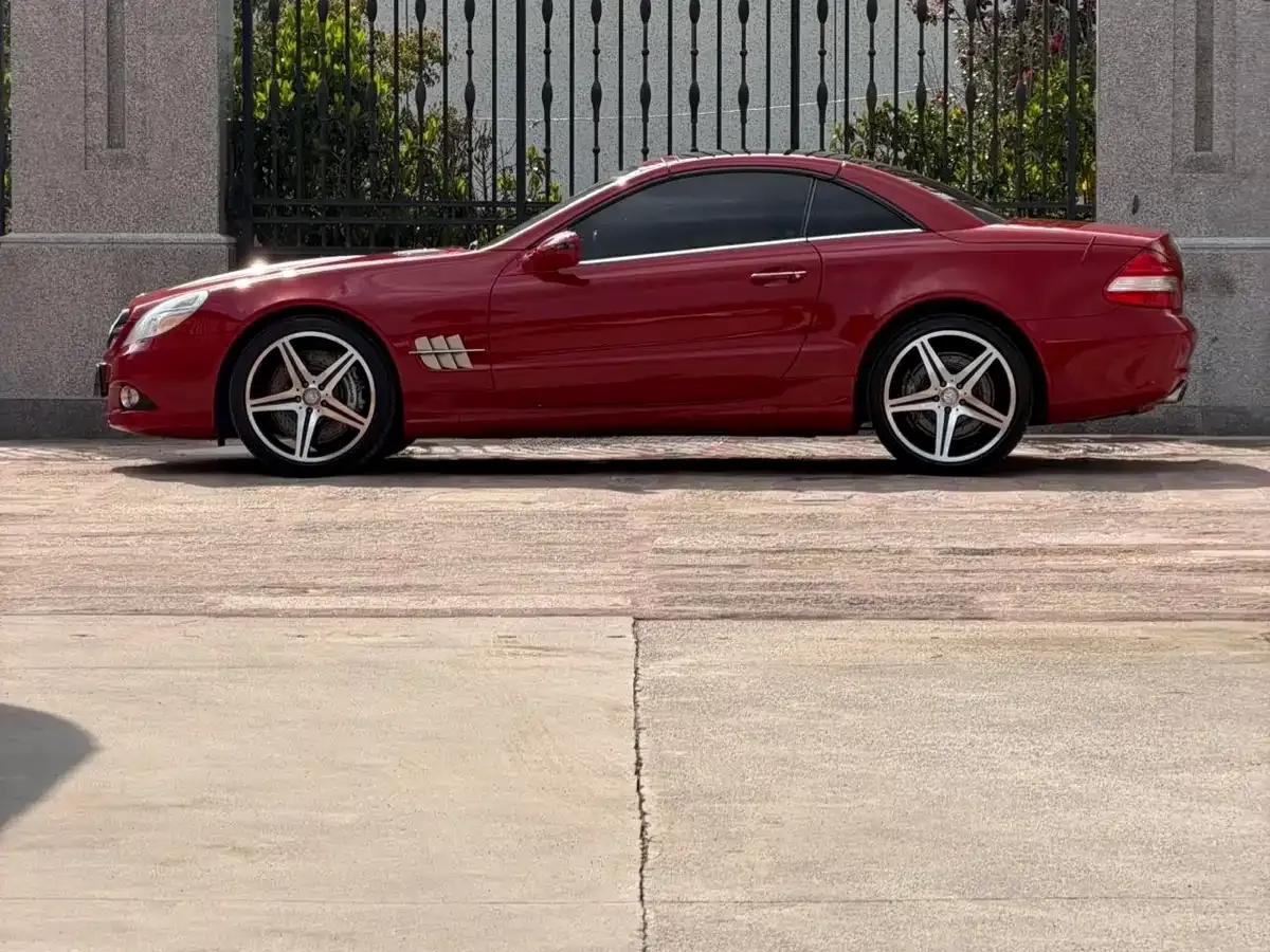 Mercedes-Benz SL-Class 2011 SL 350 Grand Edition — миниатюра 3