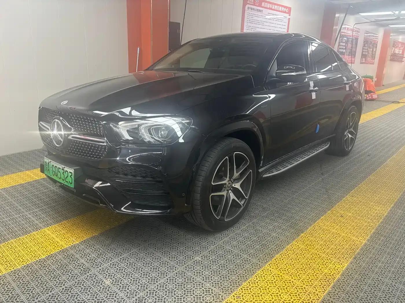 Mercedes-Benz GLE Coupe 2021 GLE 350 e 4MATIC Coupe SUV — миниатюра 1