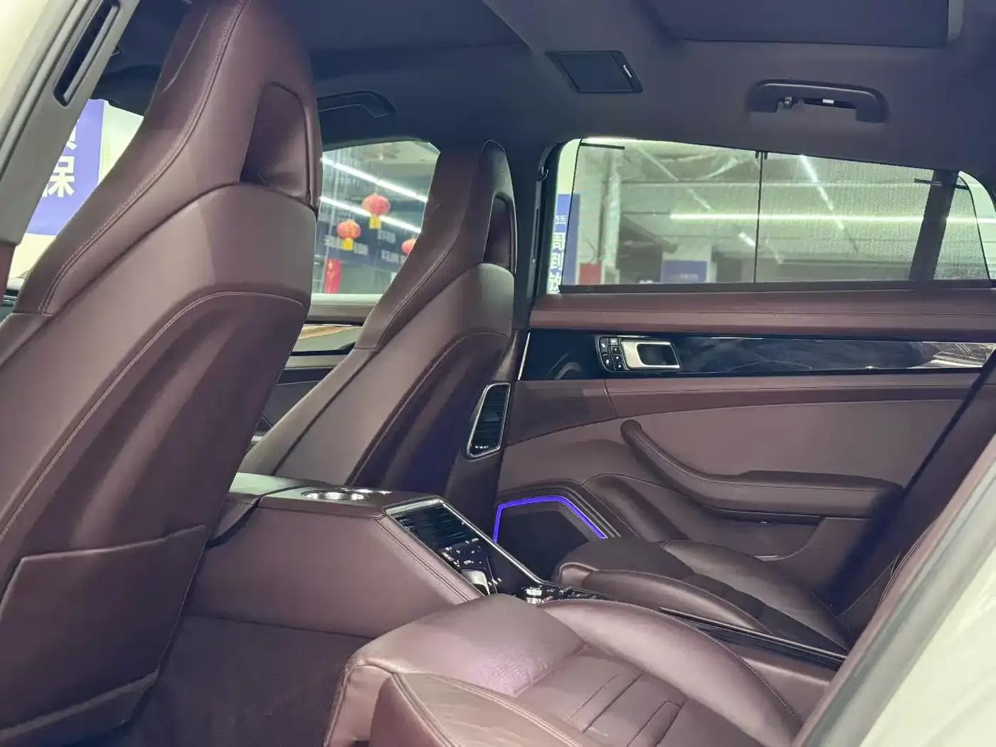 2017 Panamera 4 E-Hybrid Executive Long Wheelbase 2.9T — миниатюра 7