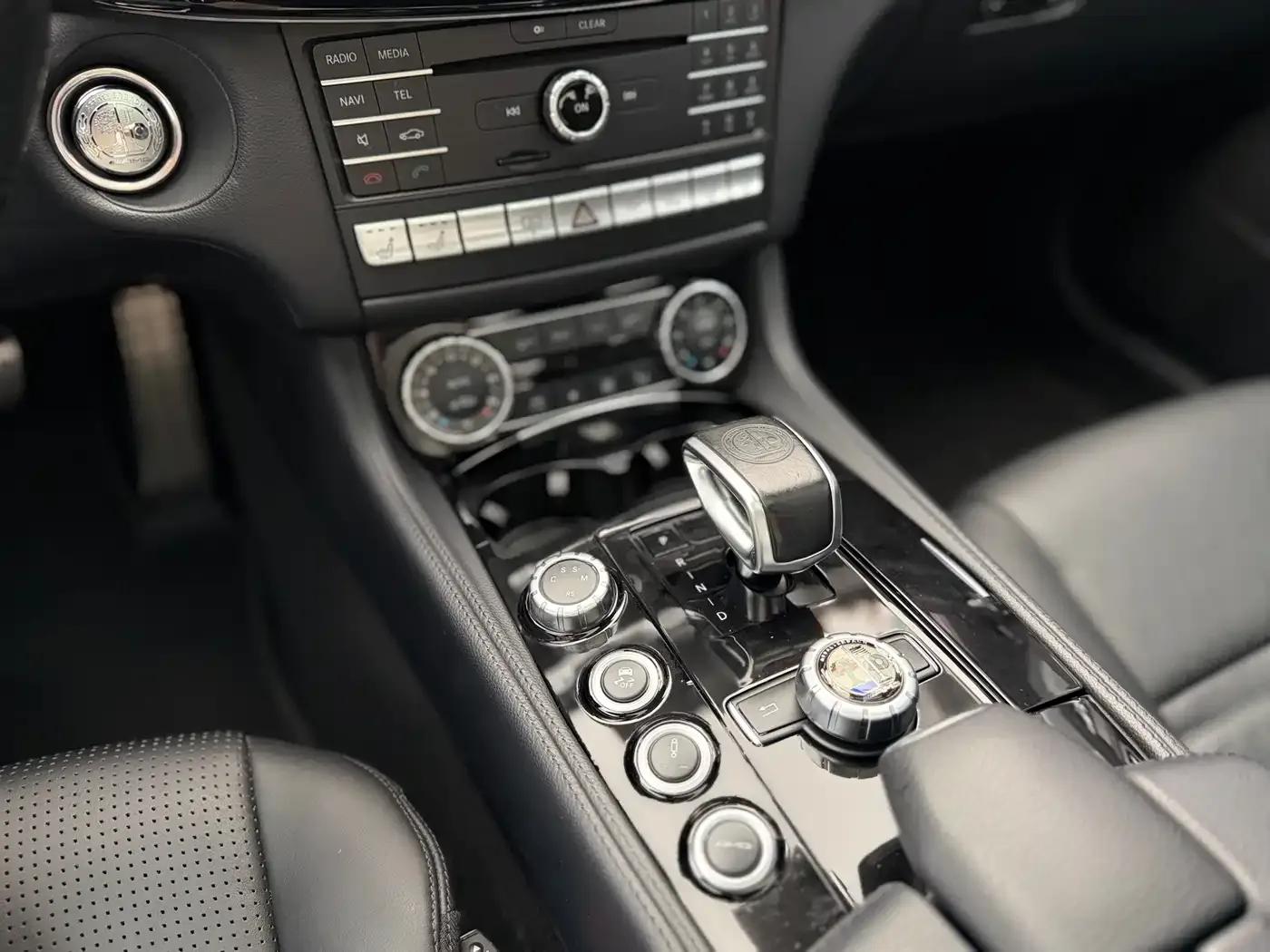 2015 Mercedes-Benz CLS AMG 63 4MATIC — миниатюра 8