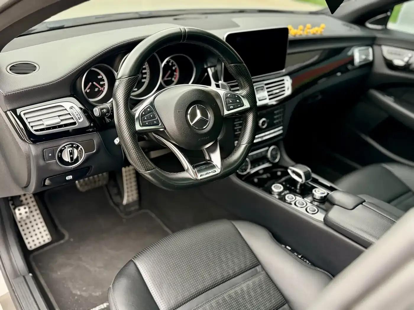 2015 Mercedes-Benz CLS AMG 63 4MATIC — миниатюра 9