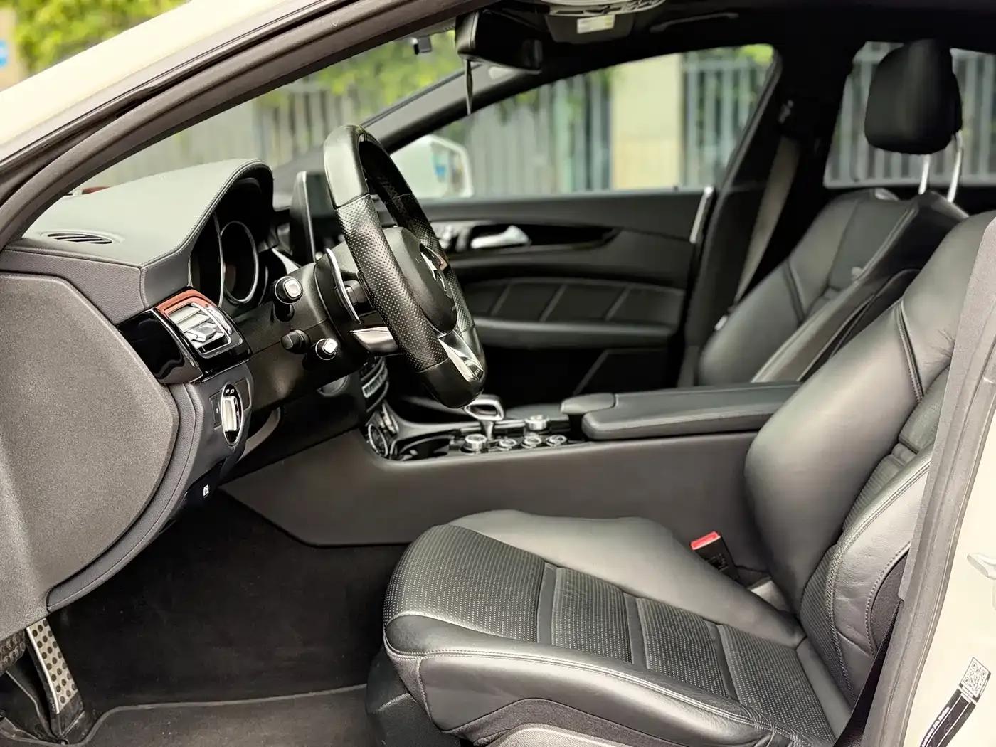 2015 Mercedes-Benz CLS AMG 63 4MATIC — миниатюра 10