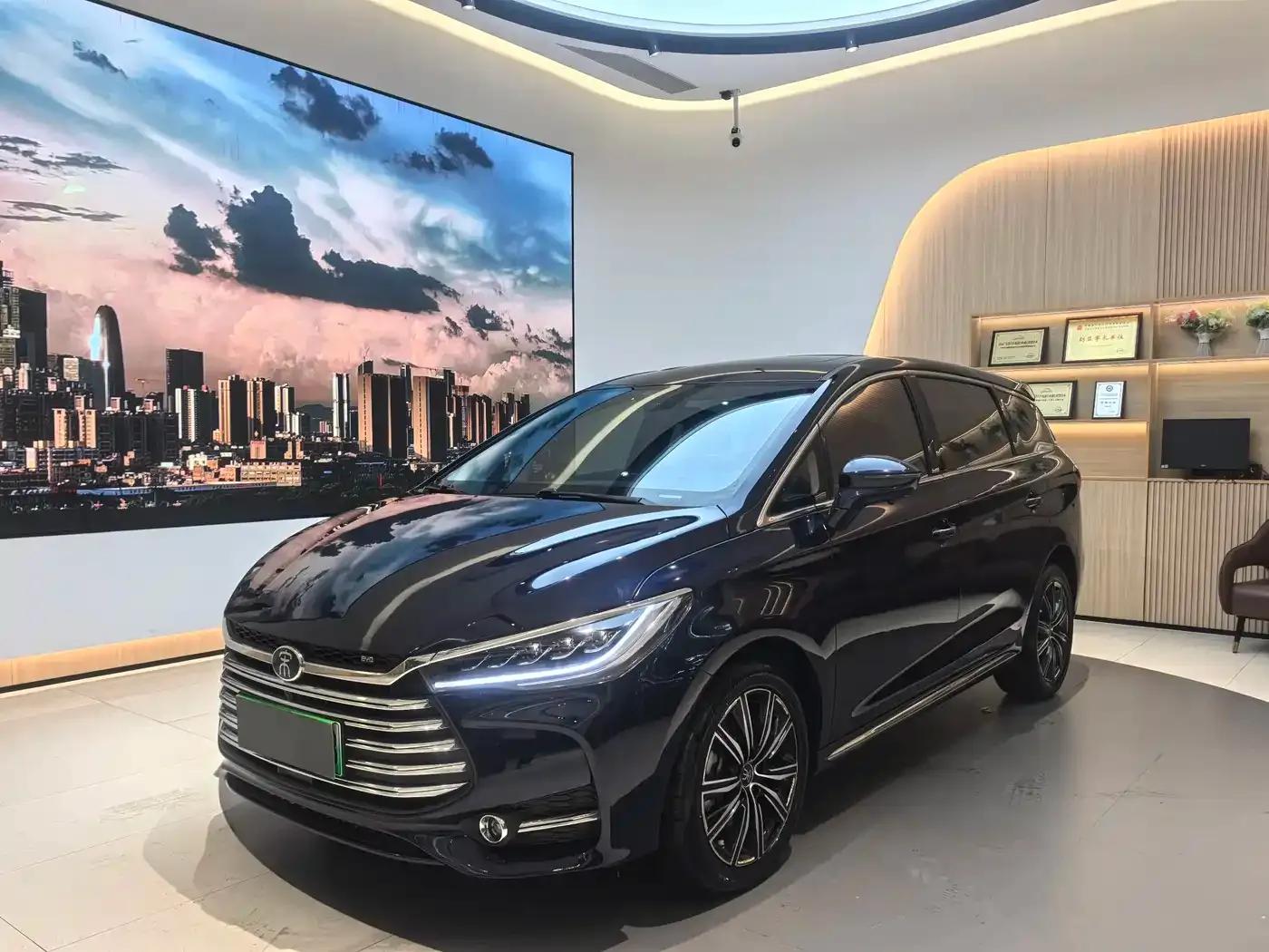 Song MAX New Energy 2019 DM 1.5T Intelligent Connected 7-Seater National VI Emission Standard — миниатюра 1