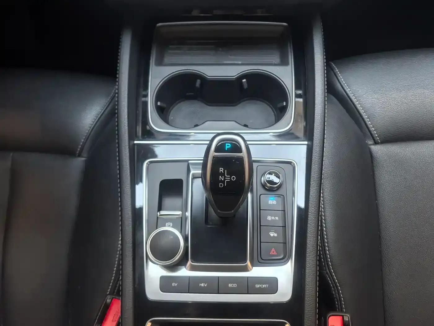Song MAX New Energy 2019 DM 1.5T Intelligent Connected 7-Seater National VI Emission Standard — миниатюра 19