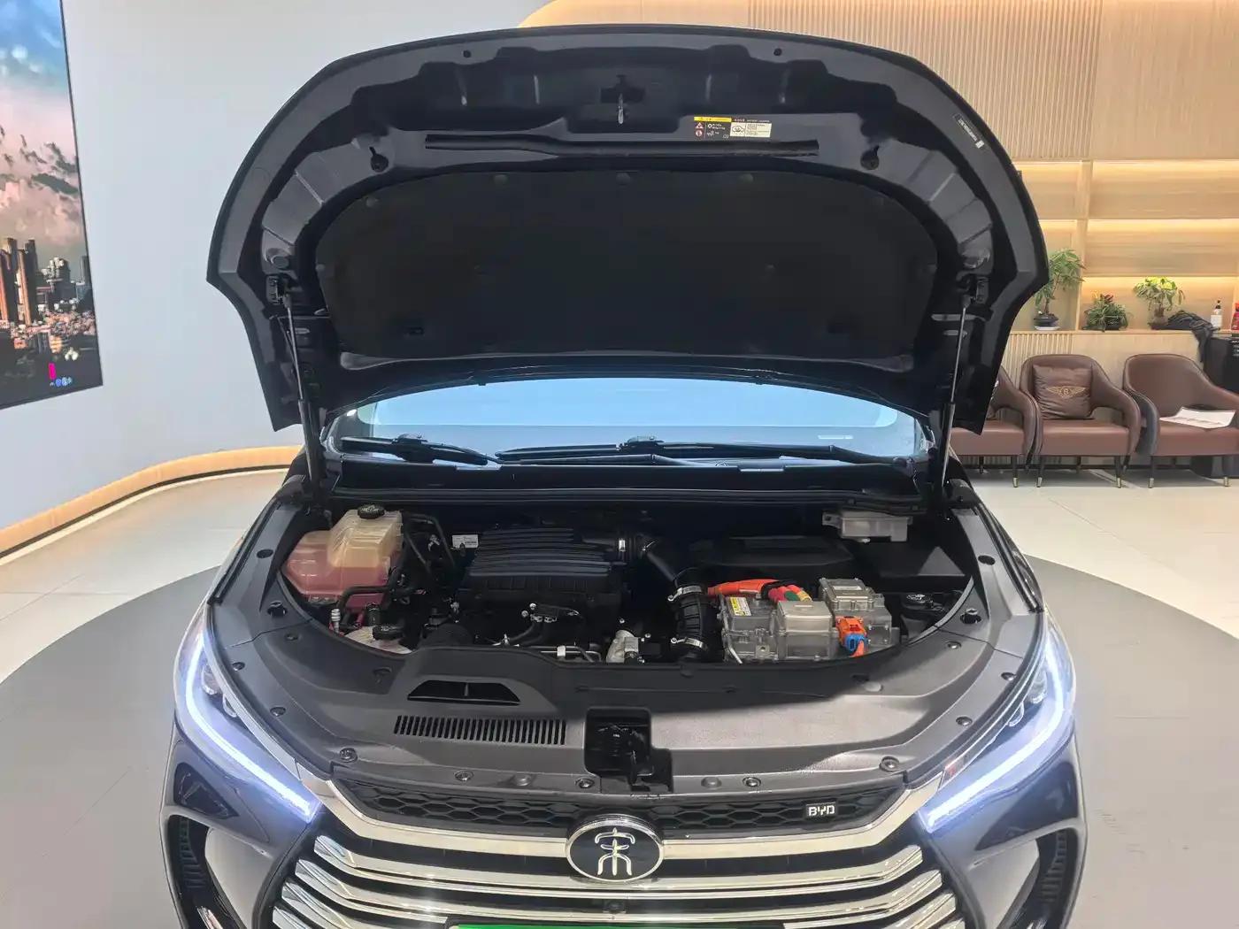 Song MAX New Energy 2019 DM 1.5T Intelligent Connected 7-Seater National VI Emission Standard — миниатюра 25