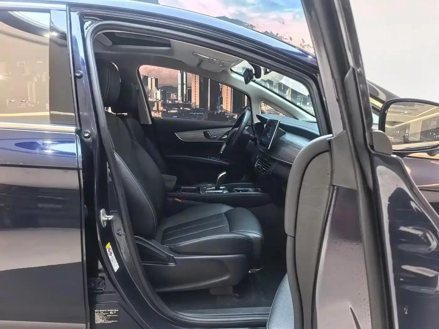 Song MAX New Energy 2019 DM 1.5T Intelligent Connected 7-Seater National VI Emission Standard — миниатюра 10
