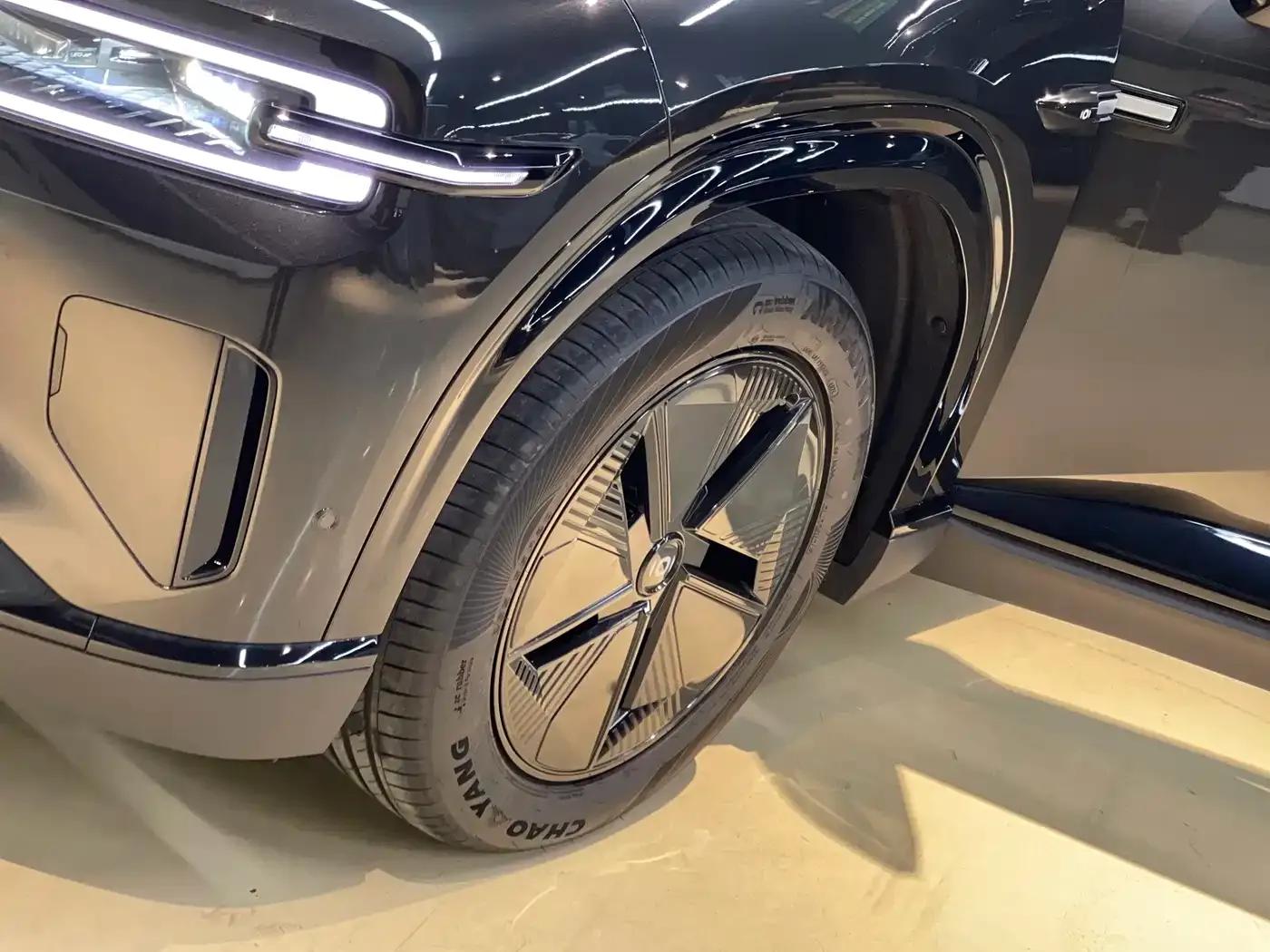 Changan Qiyuan E07 2025 Range Extended 2WD 39kWh Max Smart Driving Edition — миниатюра 27