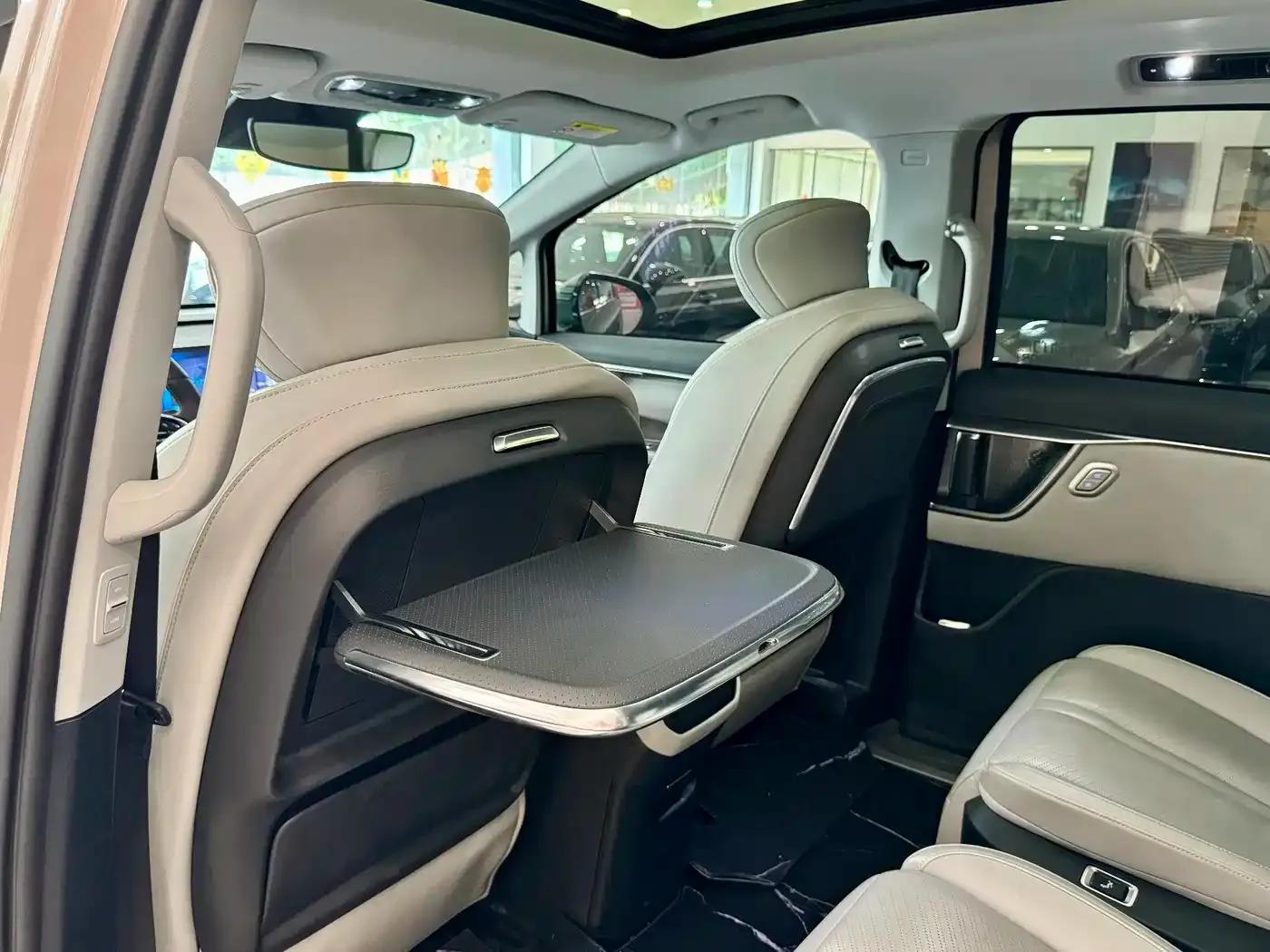 Maxus G70 2024 2.0T Automatic Flagship Edition 7-Seater — миниатюра 11