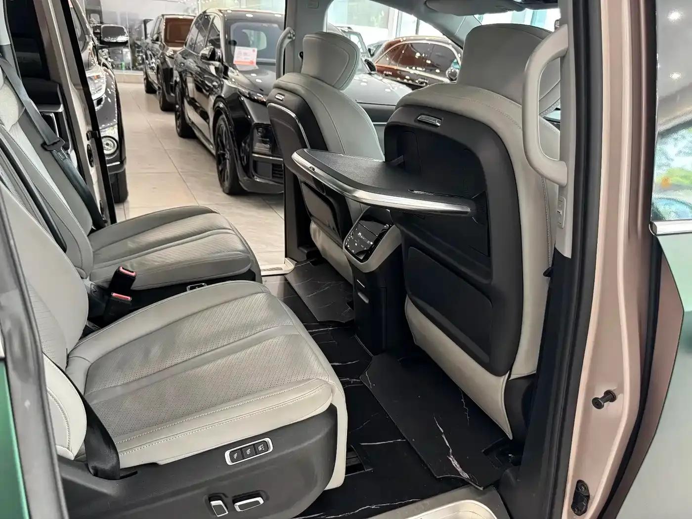 Maxus G70 2024 2.0T Automatic Flagship Edition 7-Seater — миниатюра 15