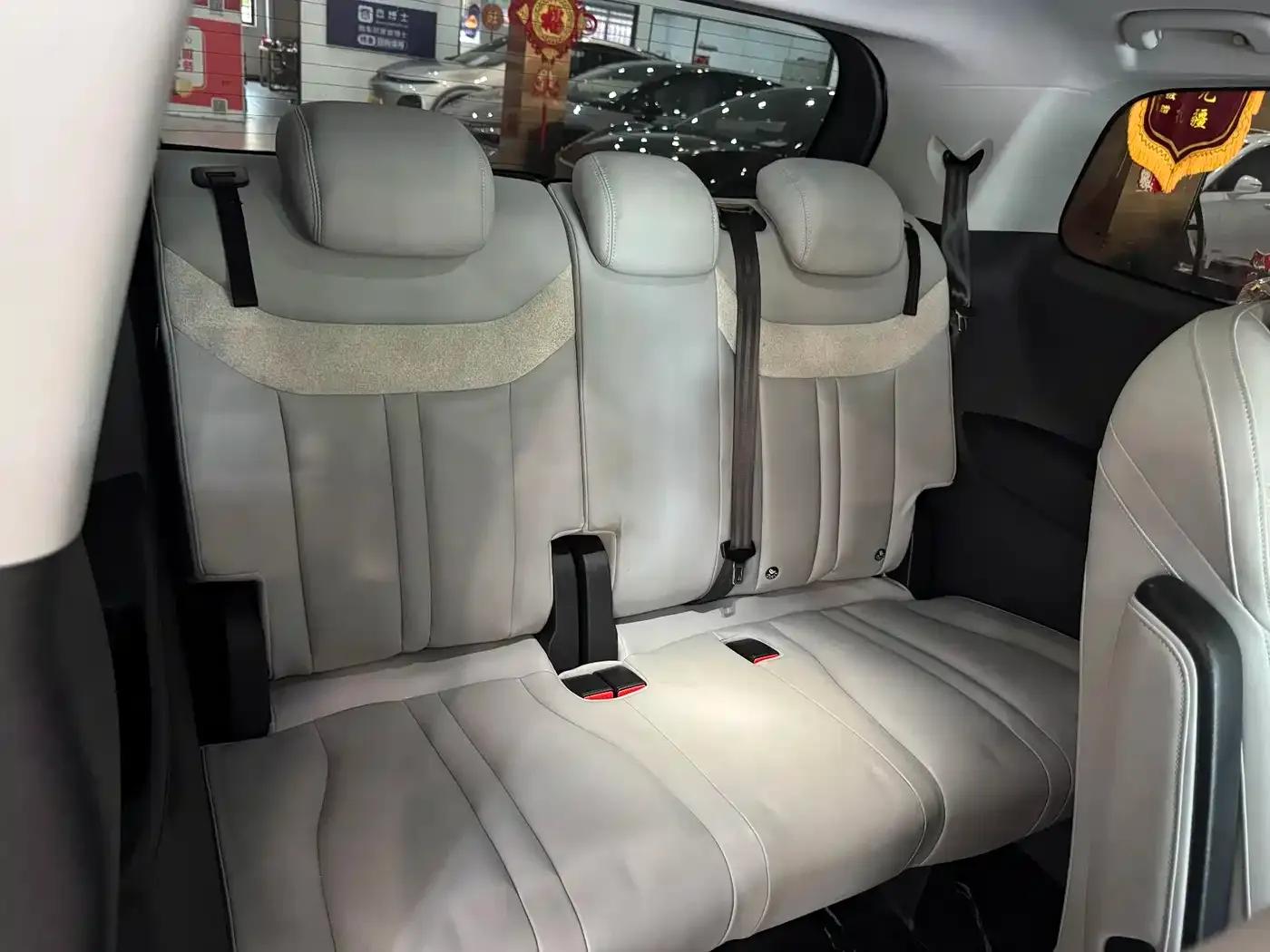 Maxus G70 2024 2.0T Automatic Flagship Edition 7-Seater — миниатюра 17
