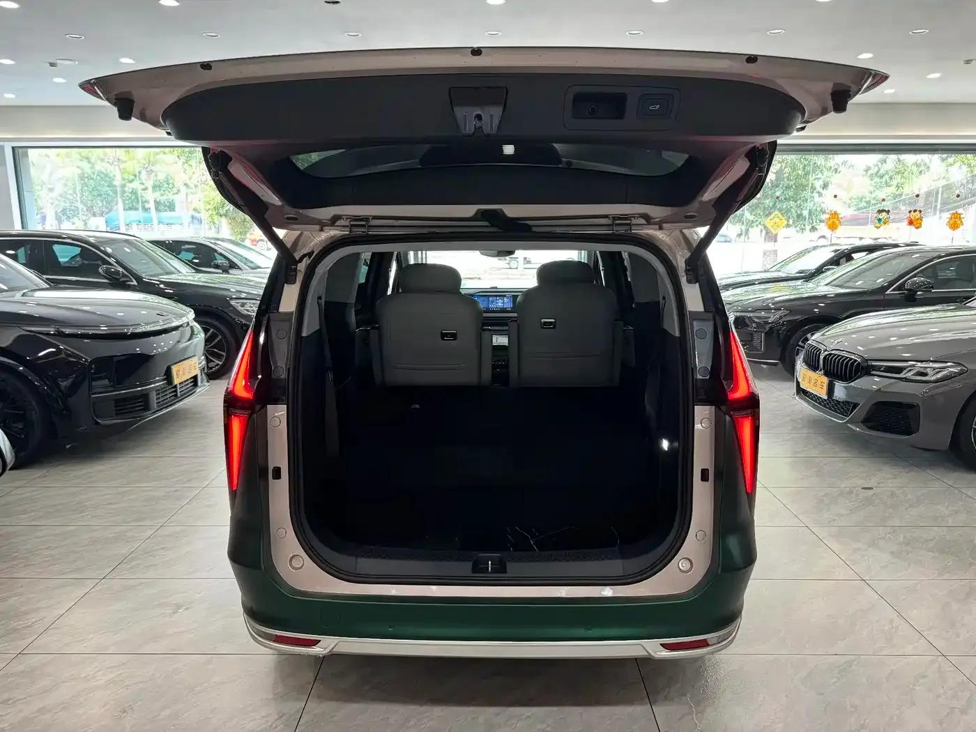 Maxus G70 2024 2.0T Automatic Flagship Edition 7-Seater — миниатюра 18