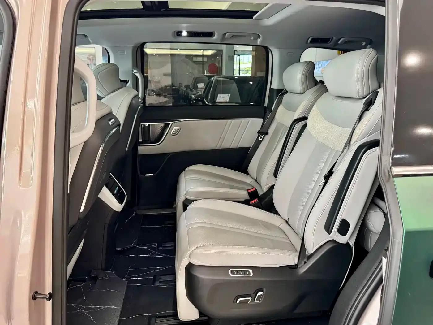 Maxus G70 2024 2.0T Automatic Flagship Edition 7-Seater — миниатюра 9