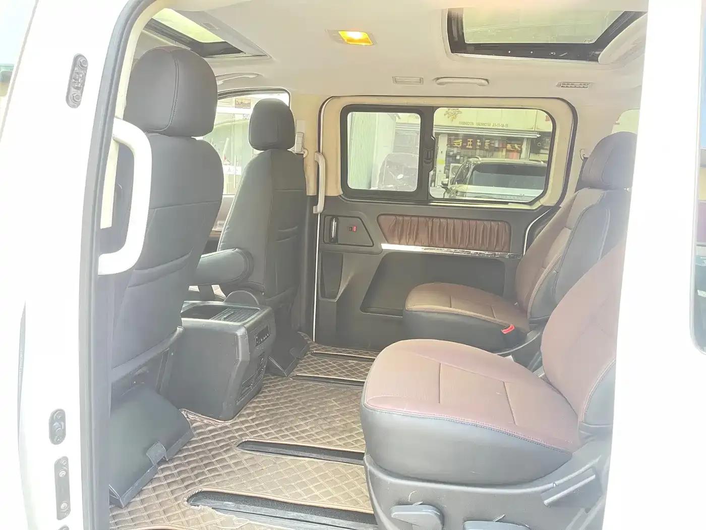 Fengxing CM7 2016 2.0T Automatic Premium Edition — миниатюра 7