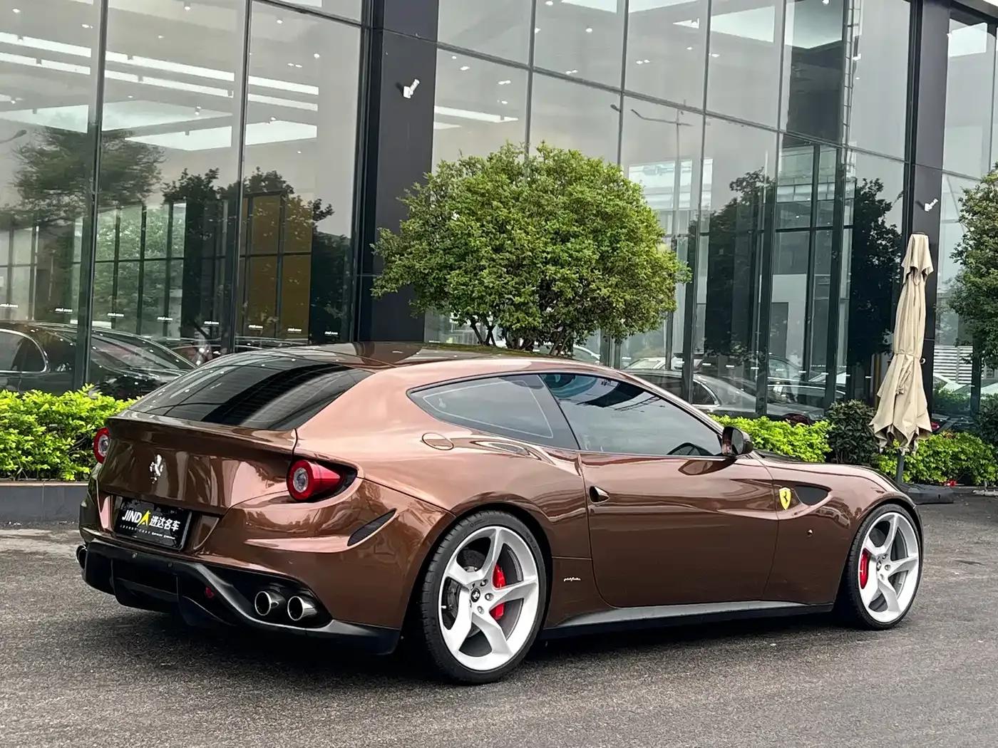 Ferrari FF 2012 6.3L V12 — миниатюра 9