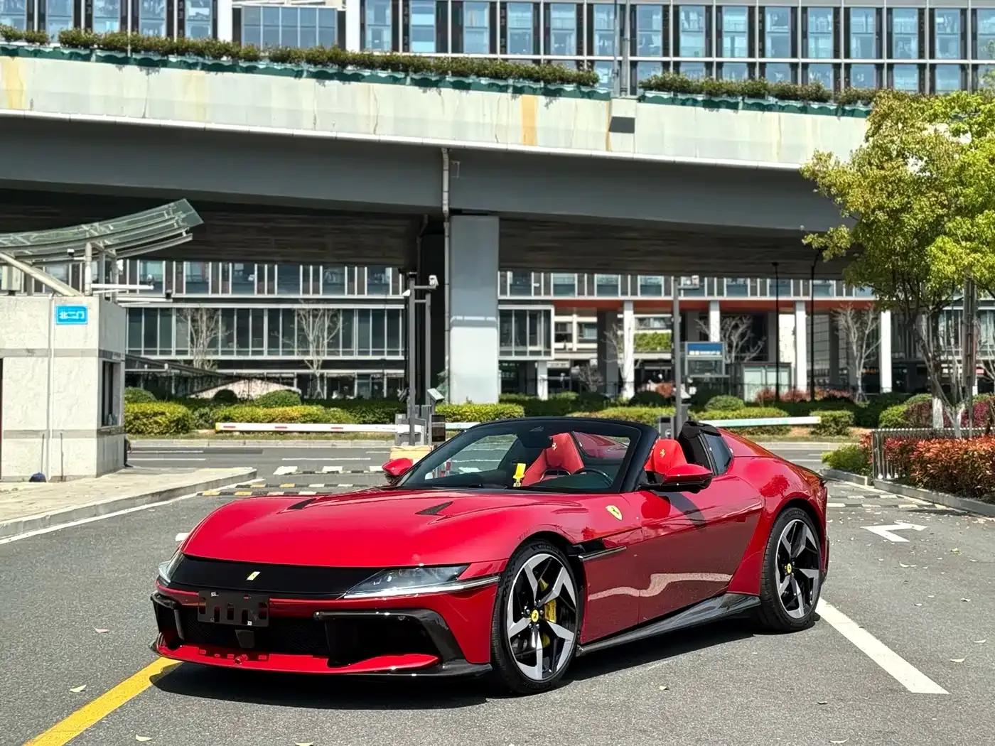 Ferrari 12 Cilindri 2024 6.5L Spider — миниатюра 2