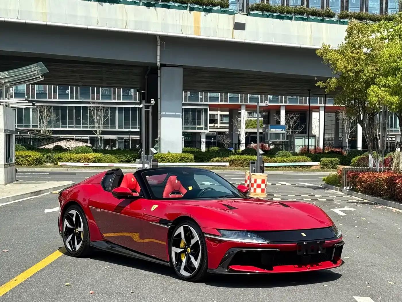 Ferrari 12 Cilindri 2024 6.5L Spider — миниатюра 3