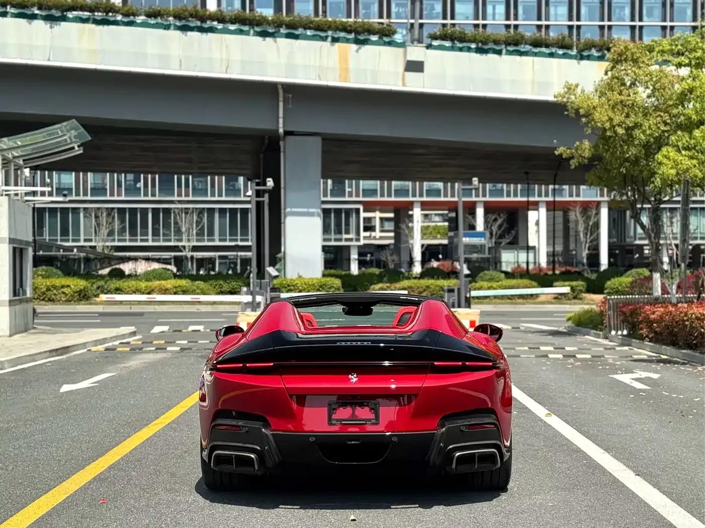 Ferrari 12 Cilindri 2024 6.5L Spider — миниатюра 8