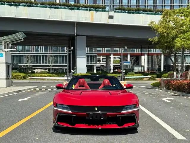 Ferrari 12 Cilindri 2024 6.5L Spider