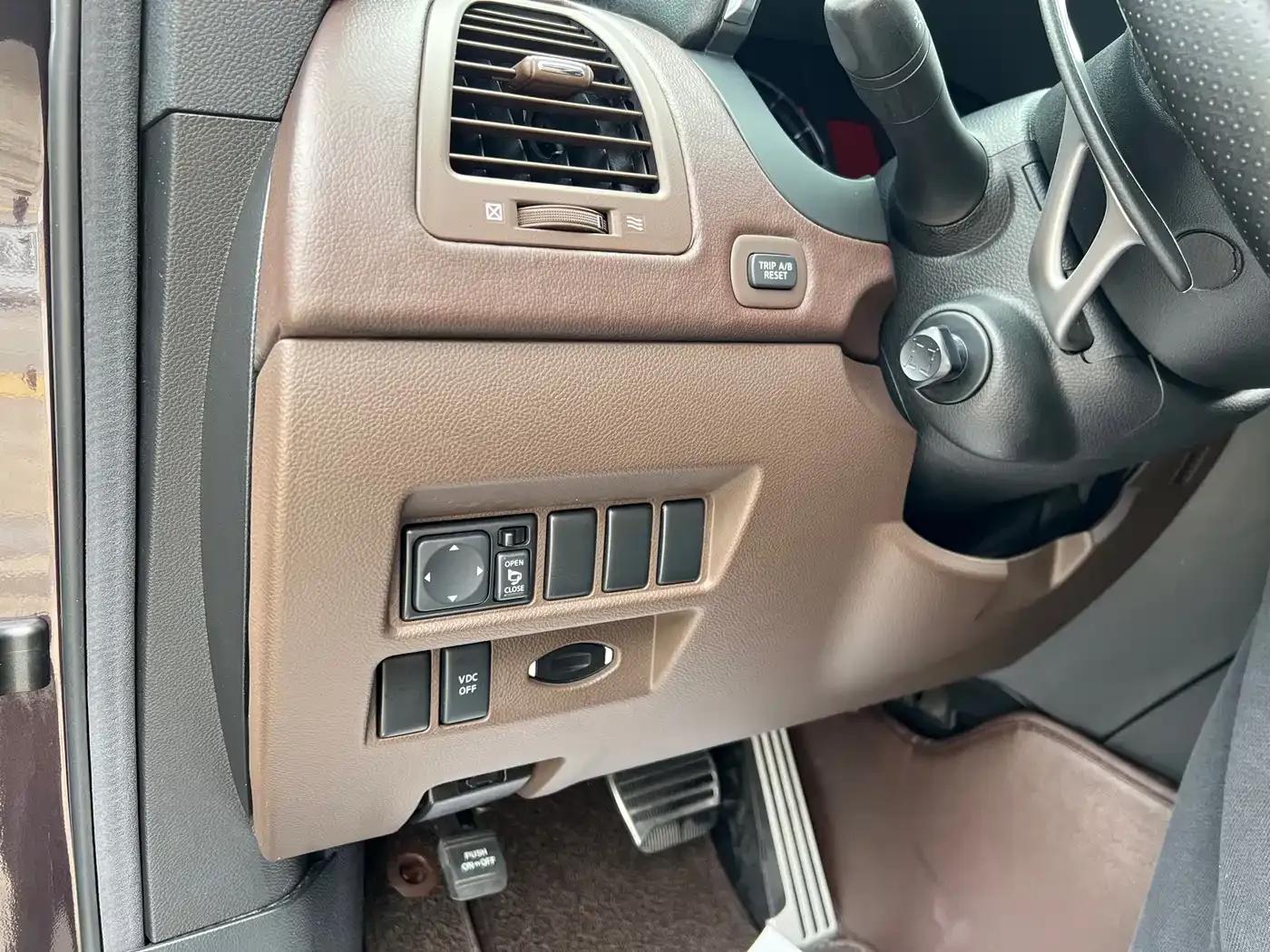 Infiniti FX 2011 FX35 Standard Edition — миниатюра 17