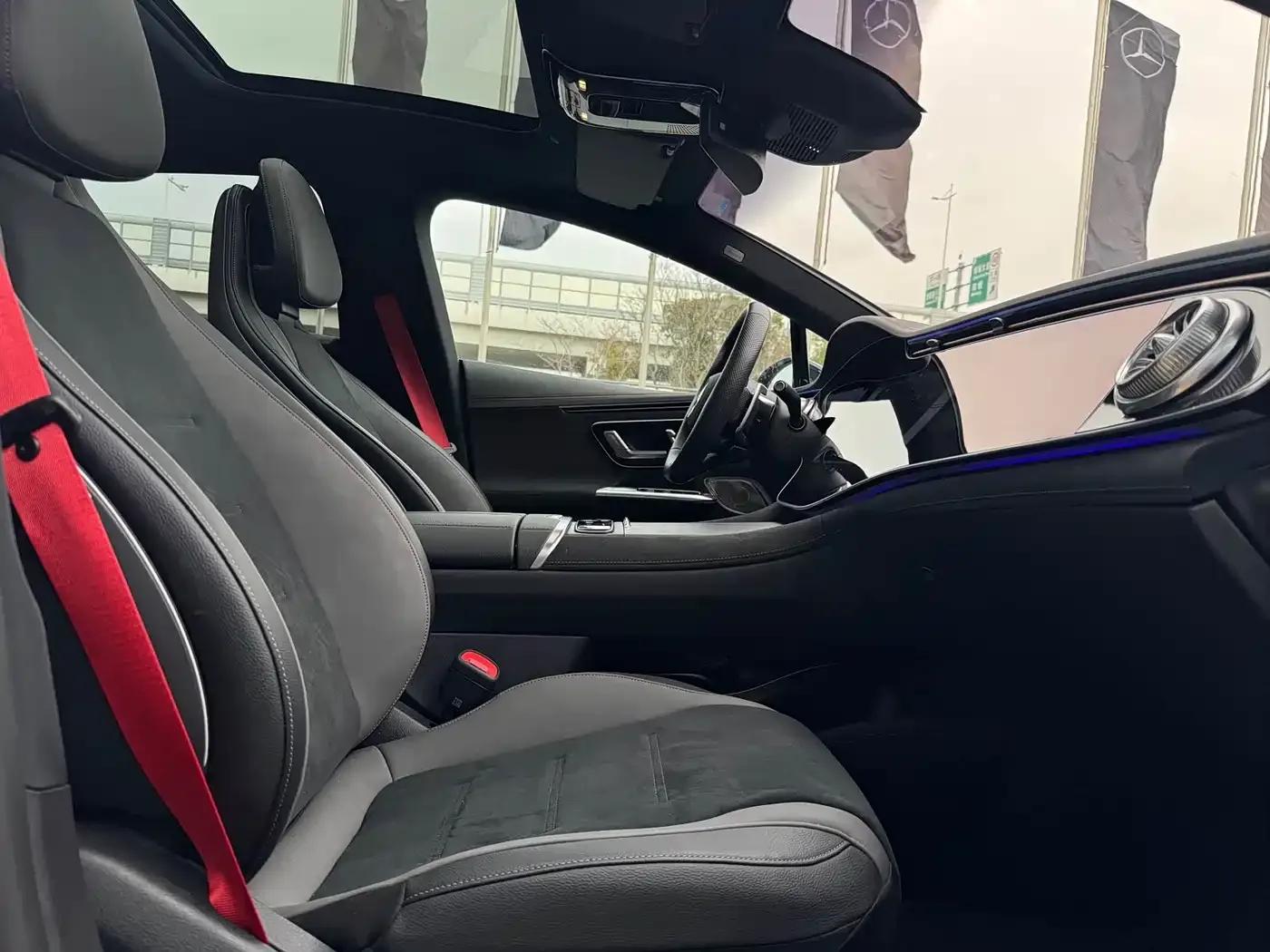 2023 Mercedes-Benz EQE AMG 53 4MATIC+ — миниатюра 13
