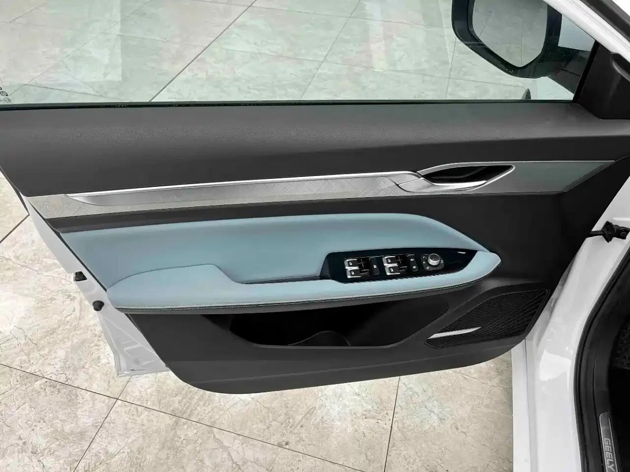 Geely Emgrand L 2022 1.4T CVT Supreme Edition — миниатюра 7