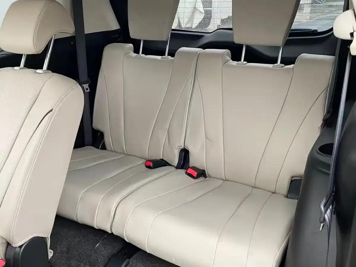 Mazda 5 2011 2.0L Automatic Luxury — миниатюра 6
