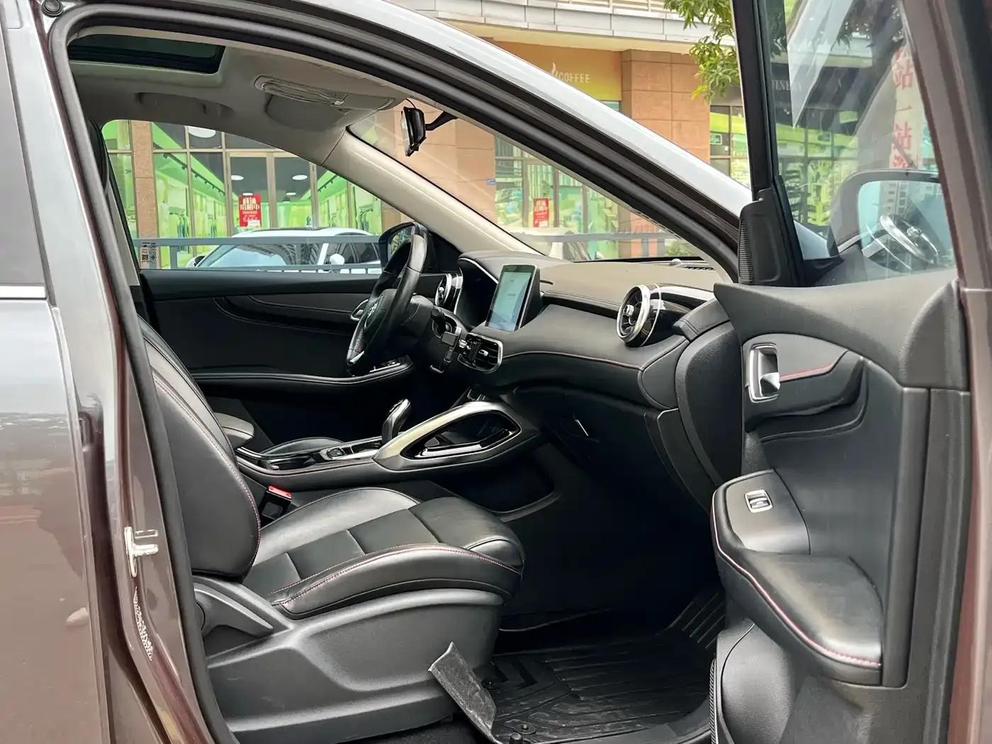 MG Pilot 2021 300TGI Automatic 2WD Dynamic Luxury Edition — миниатюра 11