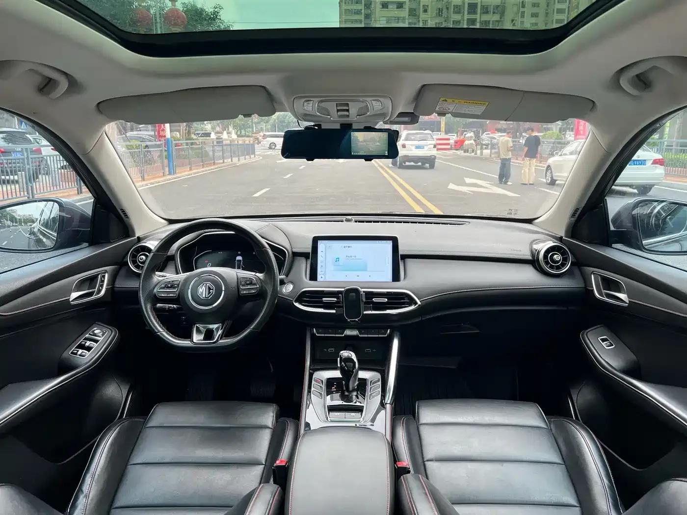 MG Pilot 2021 300TGI Automatic 2WD Dynamic Luxury Edition — миниатюра 15