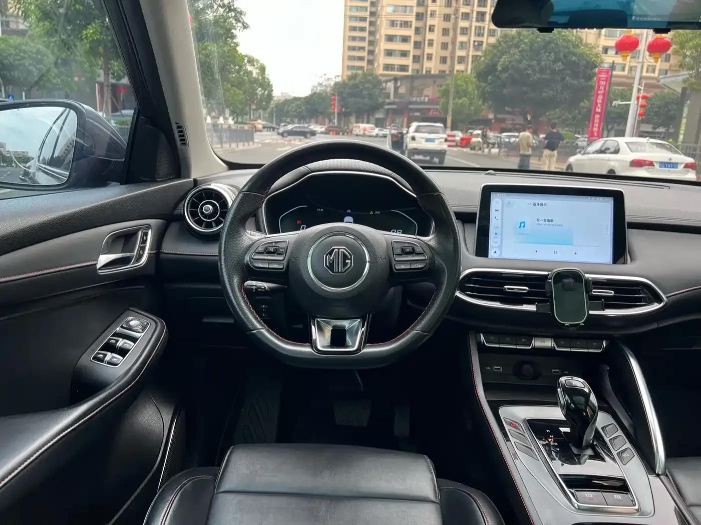 MG Pilot 2021 300TGI Automatic 2WD Dynamic Luxury Edition — миниатюра 16