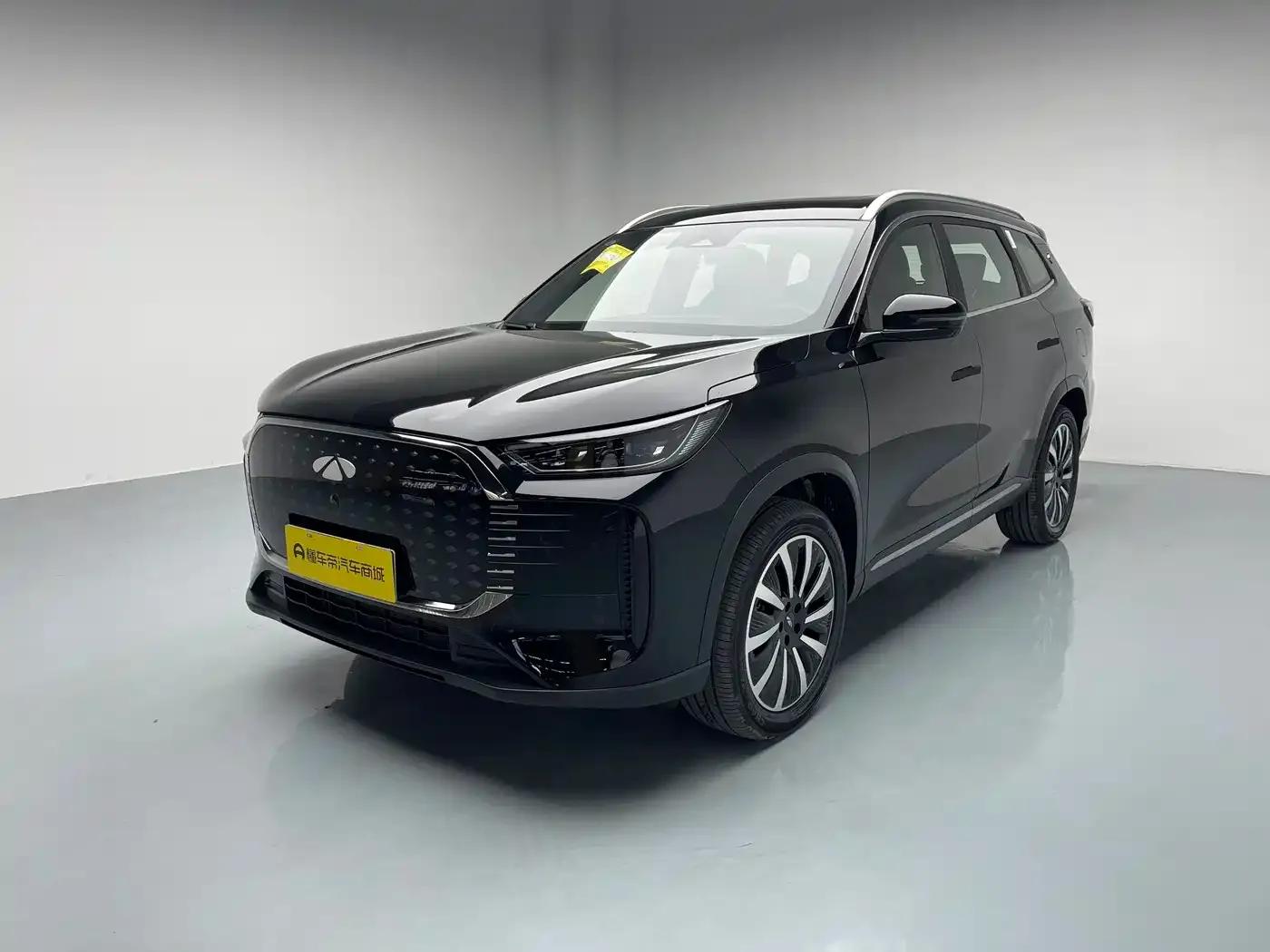 Fengyun T8 2025 1.5T 130km Premium Edition 5-seater — миниатюра 4