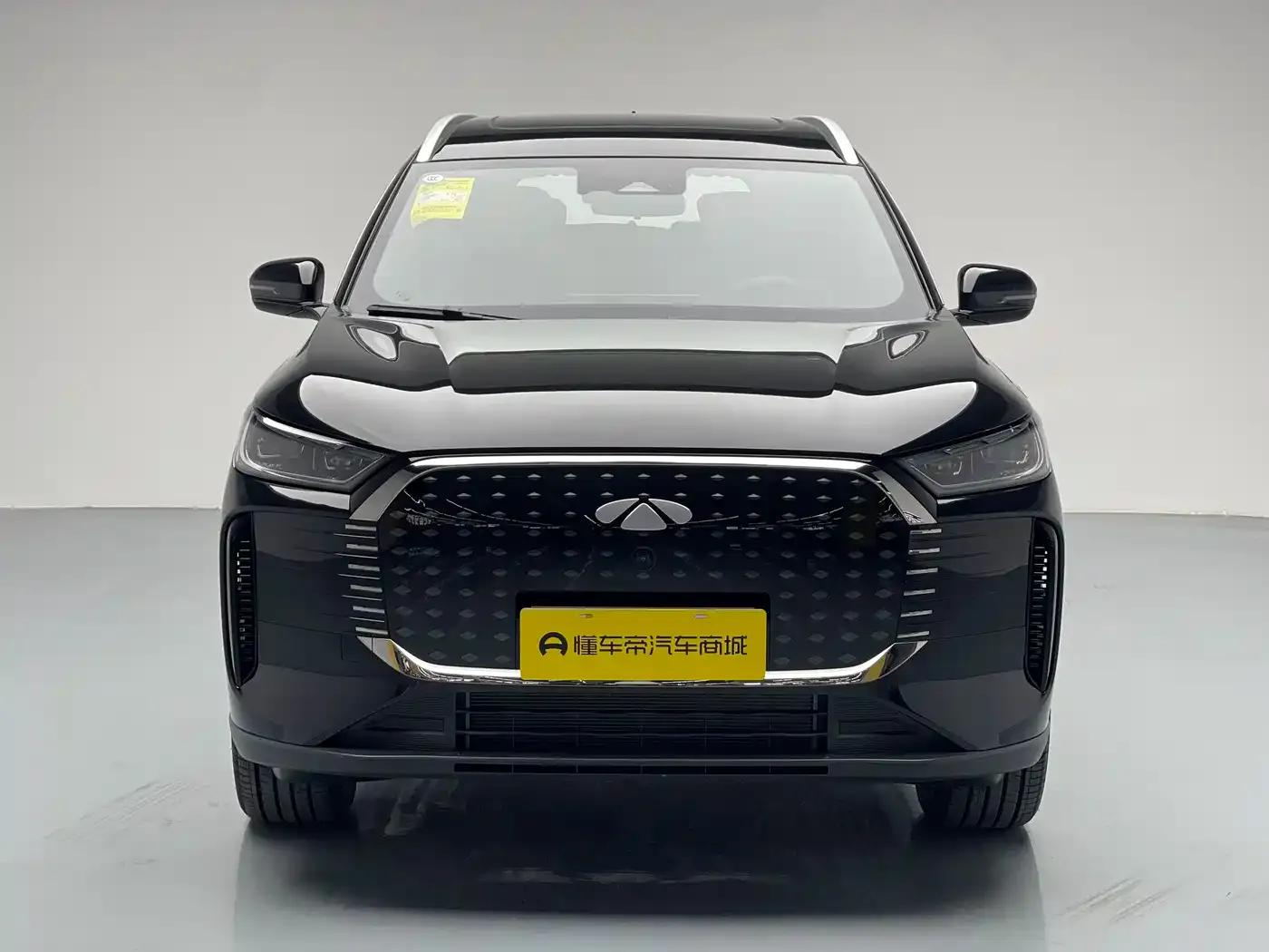 Fengyun T8 2025 1.5T 130km Premium Edition 7-seater — миниатюра 3