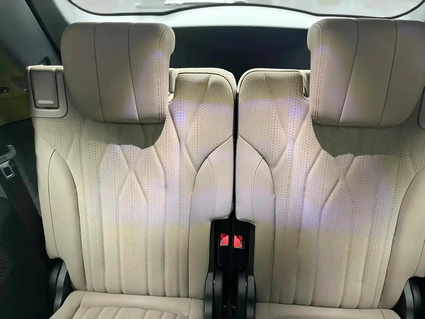 Fengyun T8 2025 1.5T 130km Premium Edition 7-seater — миниатюра 22