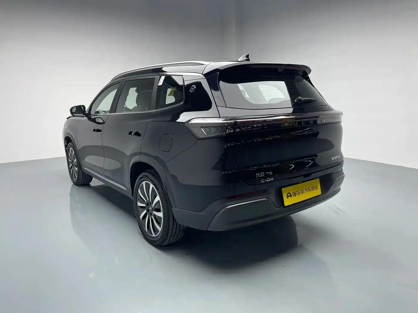 Fengyun T8 2025 1.5T 130km Premium Edition 7-seater — миниатюра 24
