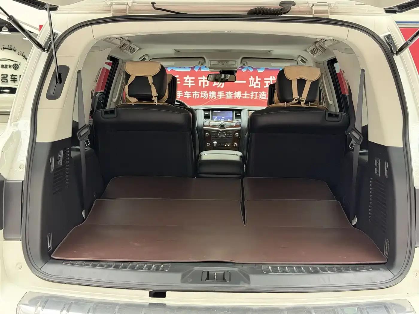 Infiniti QX80 2016 5.6L 4WD — миниатюра 13