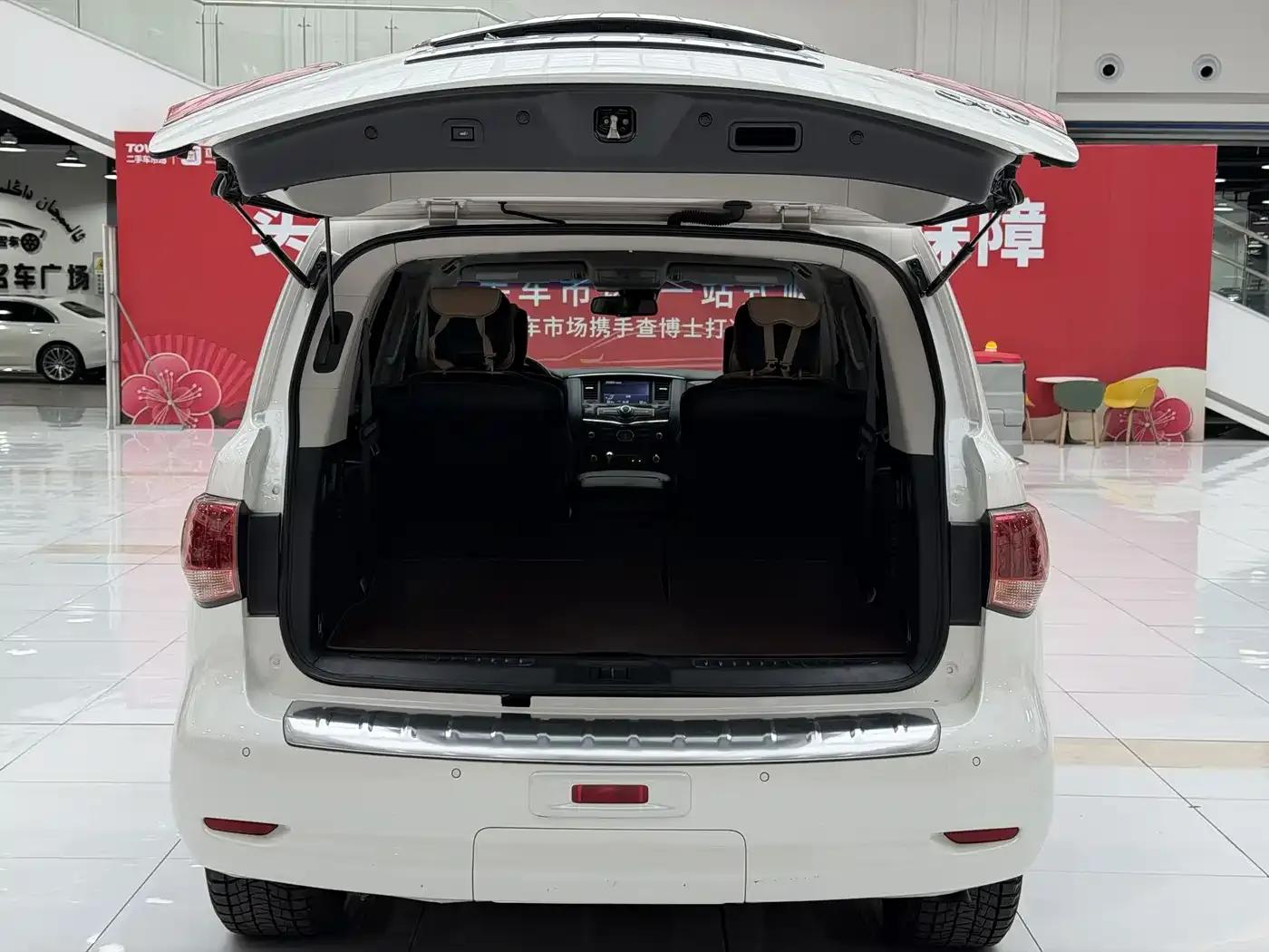 Infiniti QX80 2016 5.6L 4WD — миниатюра 16