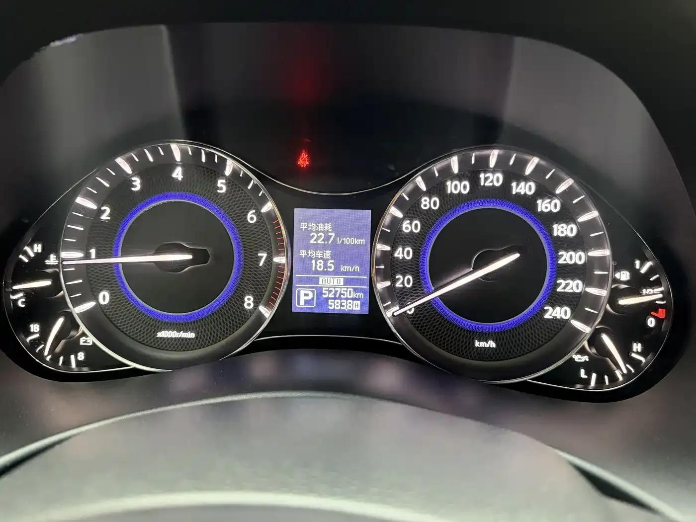 Infiniti QX80 2016 5.6L 4WD — миниатюра 5
