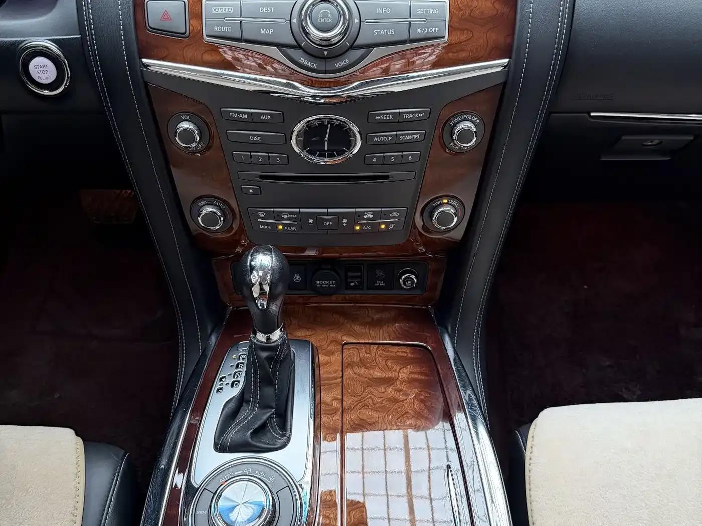 Infiniti QX80 2016 5.6L 4WD — миниатюра 7