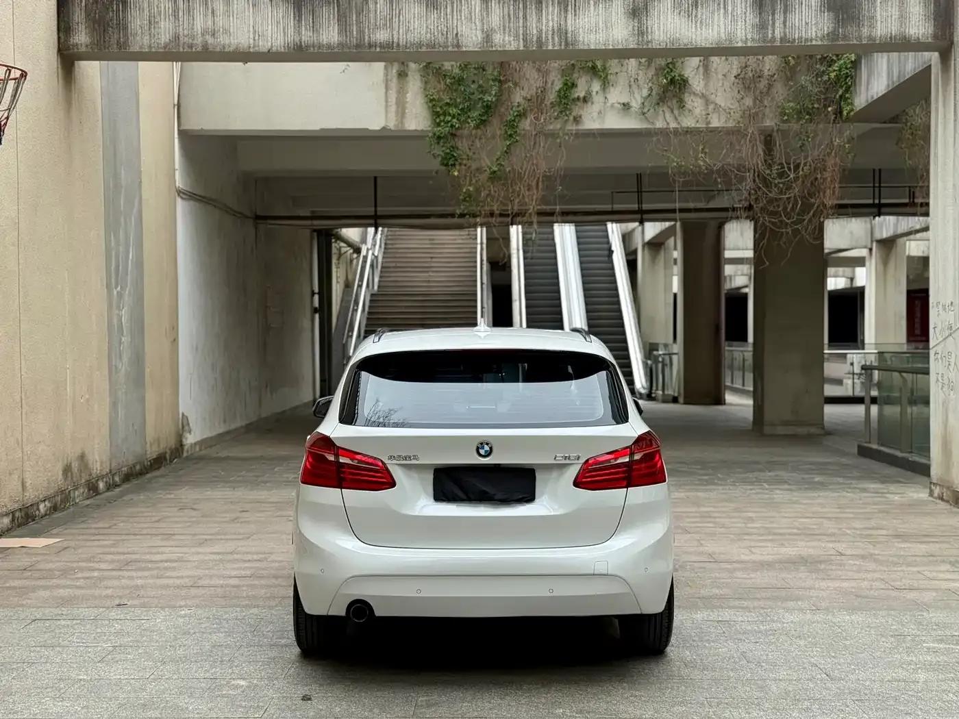2016 BMW 2 Series Gran Tourer 218i Fashion Edition — миниатюра 3