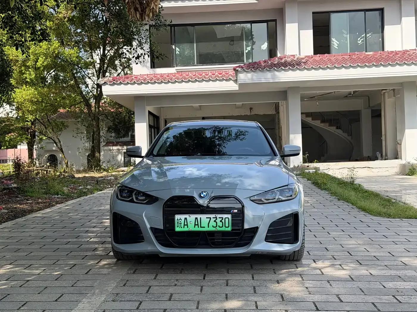 BMW i4 2023 eDrive35 — миниатюра 2