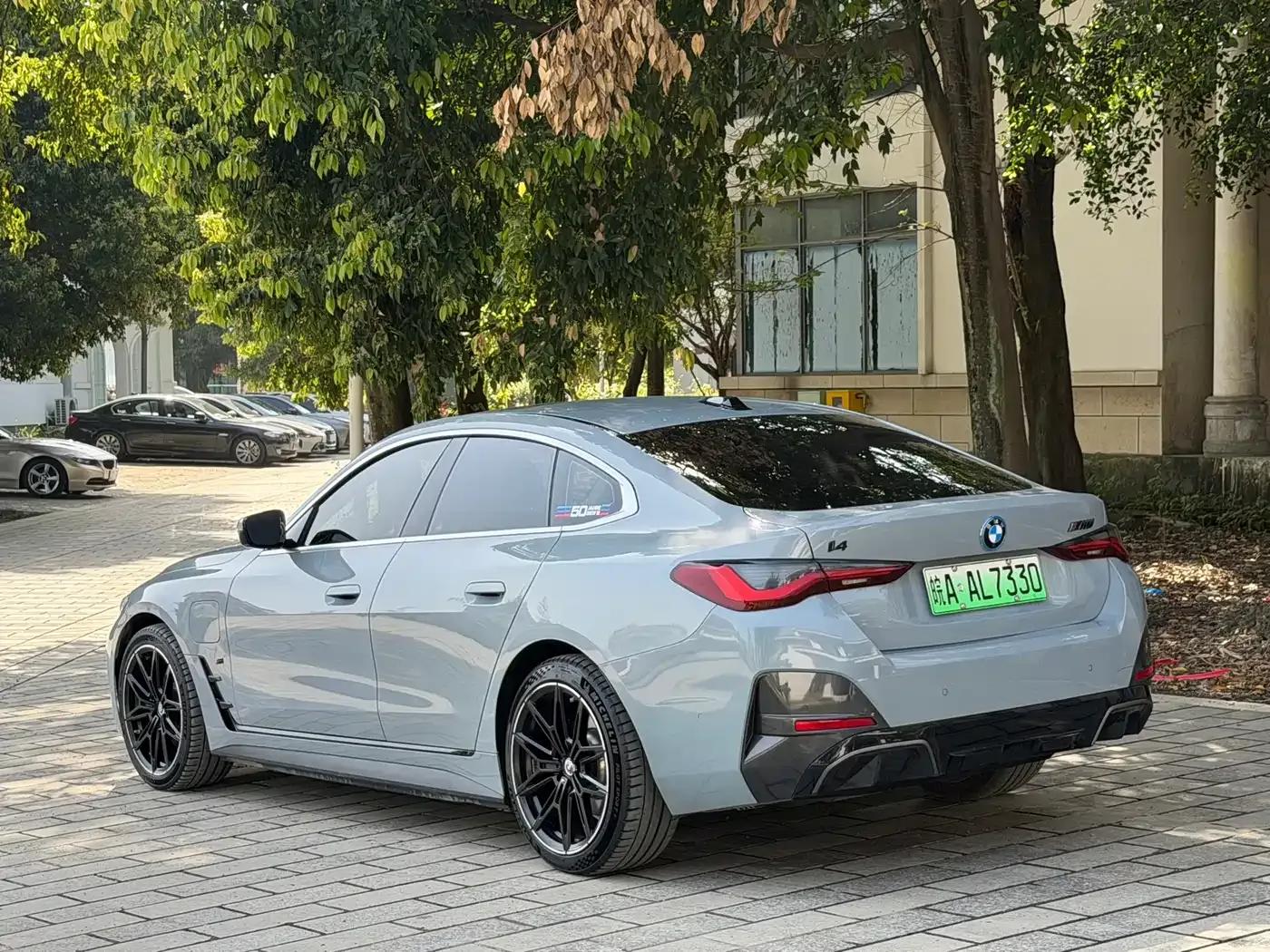 BMW i4 2023 eDrive35 — миниатюра 4