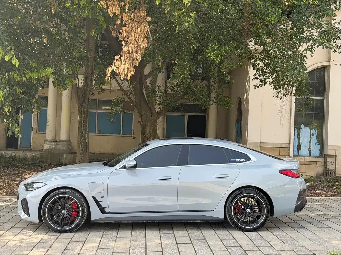 BMW i4 2023 eDrive35 — миниатюра 5