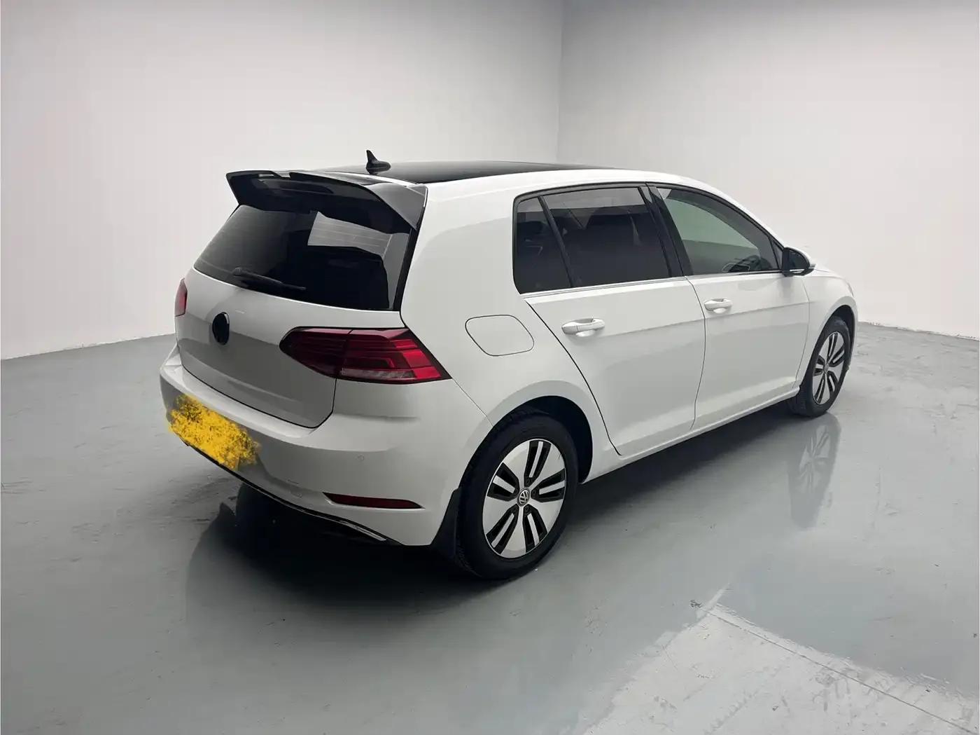 2020 Golf EV — миниатюра 4