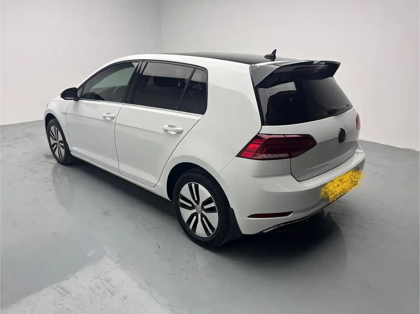 2020 Golf EV — миниатюра 6