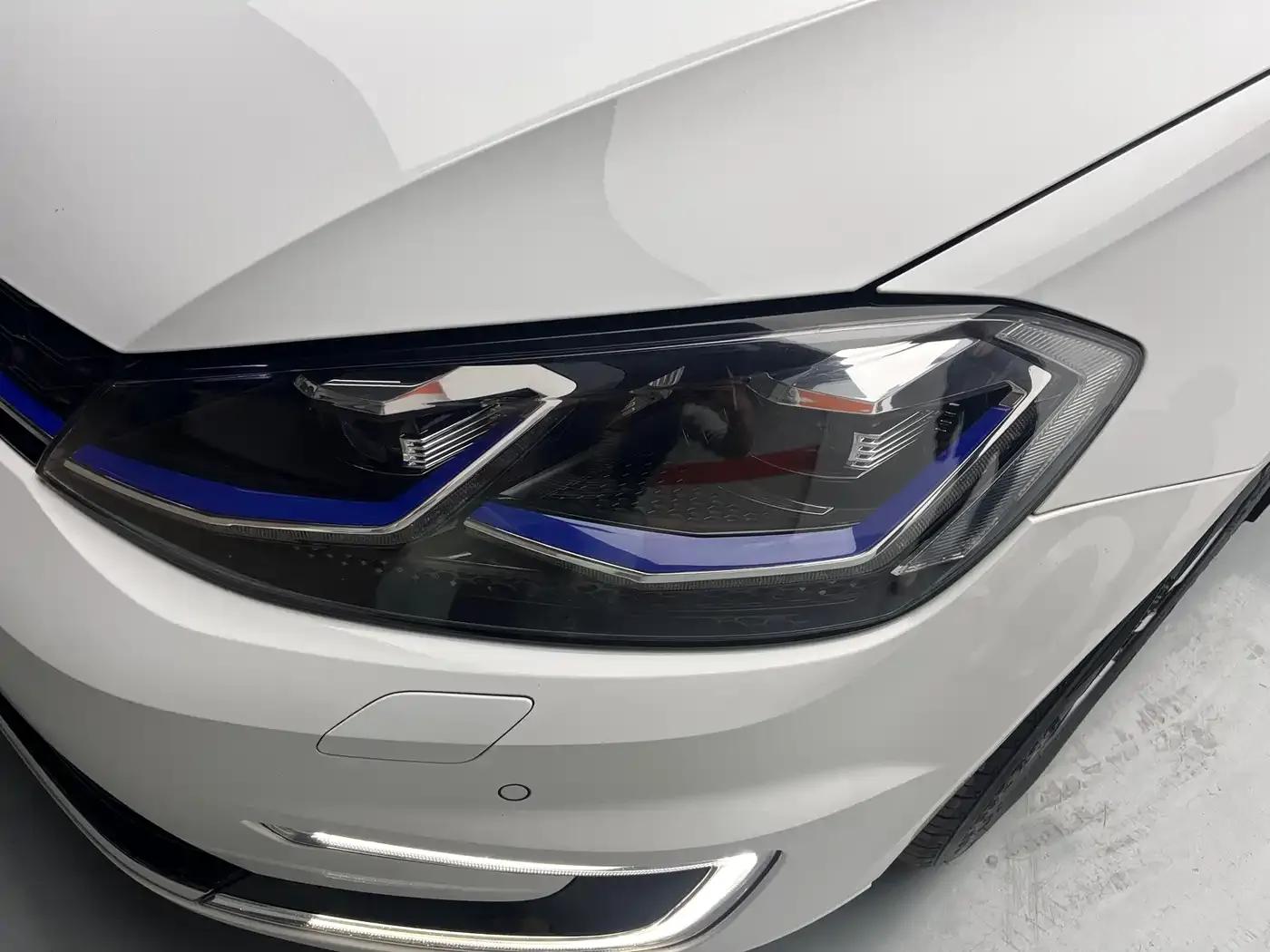 2020 Golf EV — миниатюра 9