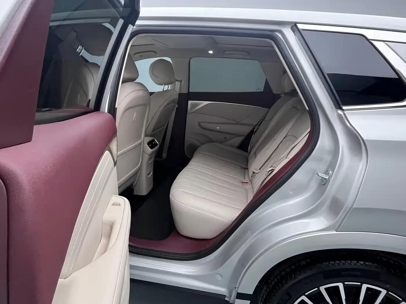 Dongfeng Fengshen L8 2025 Model 185KM Dream Edition — миниатюра 14