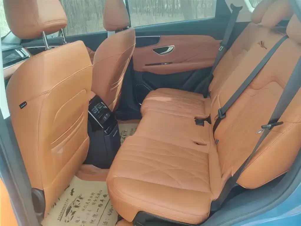 Jetour Mountain & Sea L7 2025 1.5T 120km Enjoy Edition 7-seater — миниатюра 4